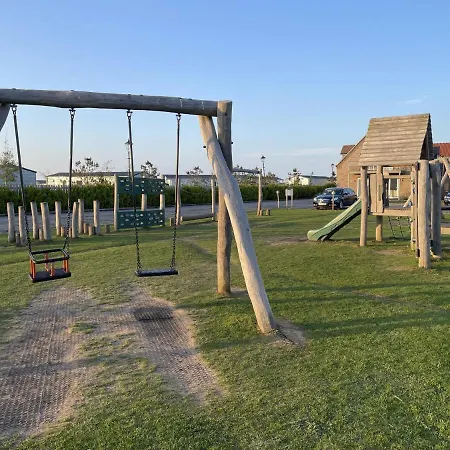 Feriehus Nantucket - Part Of The The Bay Village With Pool, Gym And Direct Access, Pub, Restaurant, Tennis And Meadows Walks