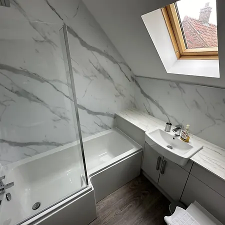 Nantucket - Part Of The The Bay Village With Pool, Gym And Direct Access, Pub, Restaurant, Tennis And Meadows Walks Σπίτι διακοπών *