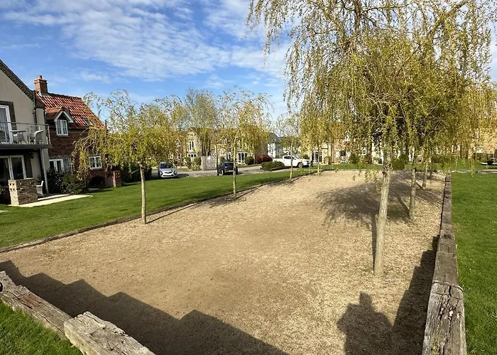 Hébergement de vacances Nantucket - Part Of The The Bay Village With Pool, Gym And Direct Access, Pub, Restaurant, Tennis And Meadows Walks *