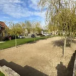 Сasa de vacaciones Nantucket - Part Of The The Bay Village With Pool, Gym And Direct Access, Pub, Restaurant, Tennis And Meadows Walks *