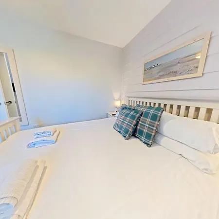 Nantucket - Part Of The The Bay Village With Pool, Gym And Direct Access, Pub, Restaurant, Tennis And Meadows Walks Сasa de vacaciones Filey